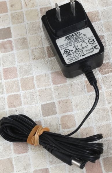ZOOM ACアダプター AD-16A/D DC9V 500mA ズーム 純正 電源 エフェクトペダル ボーカルプロセッサ 動作OK拍卖