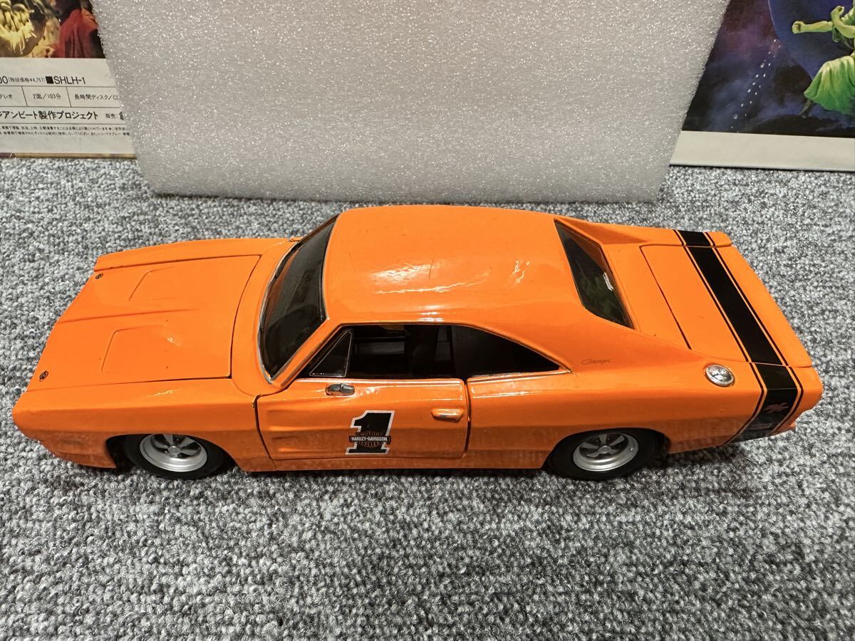 Maisto 1969 Dodge Charger R/T 1:18 ミニカー オレンジ拍卖