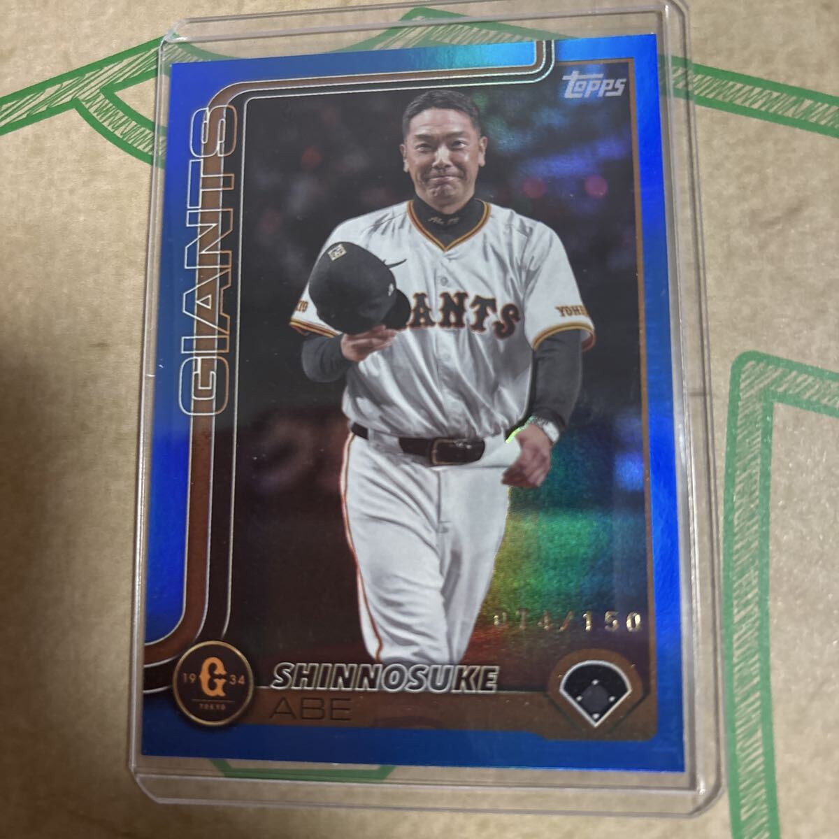 2025 Topps NPB ベースボールカード 読売ジャイアンツ 巨人 阿部慎之助監督 Blue Refractor シリアル074/150枚限定拍卖