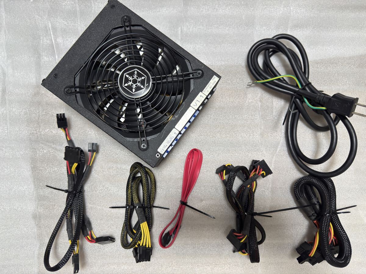PC電源ユニット 850W GOLD SILVER STONE 電源ケーブル付き ケーブル各種セット PCパーツ BTO パソコン部品 通電稼働確認済み 中古 自作PC拍卖
