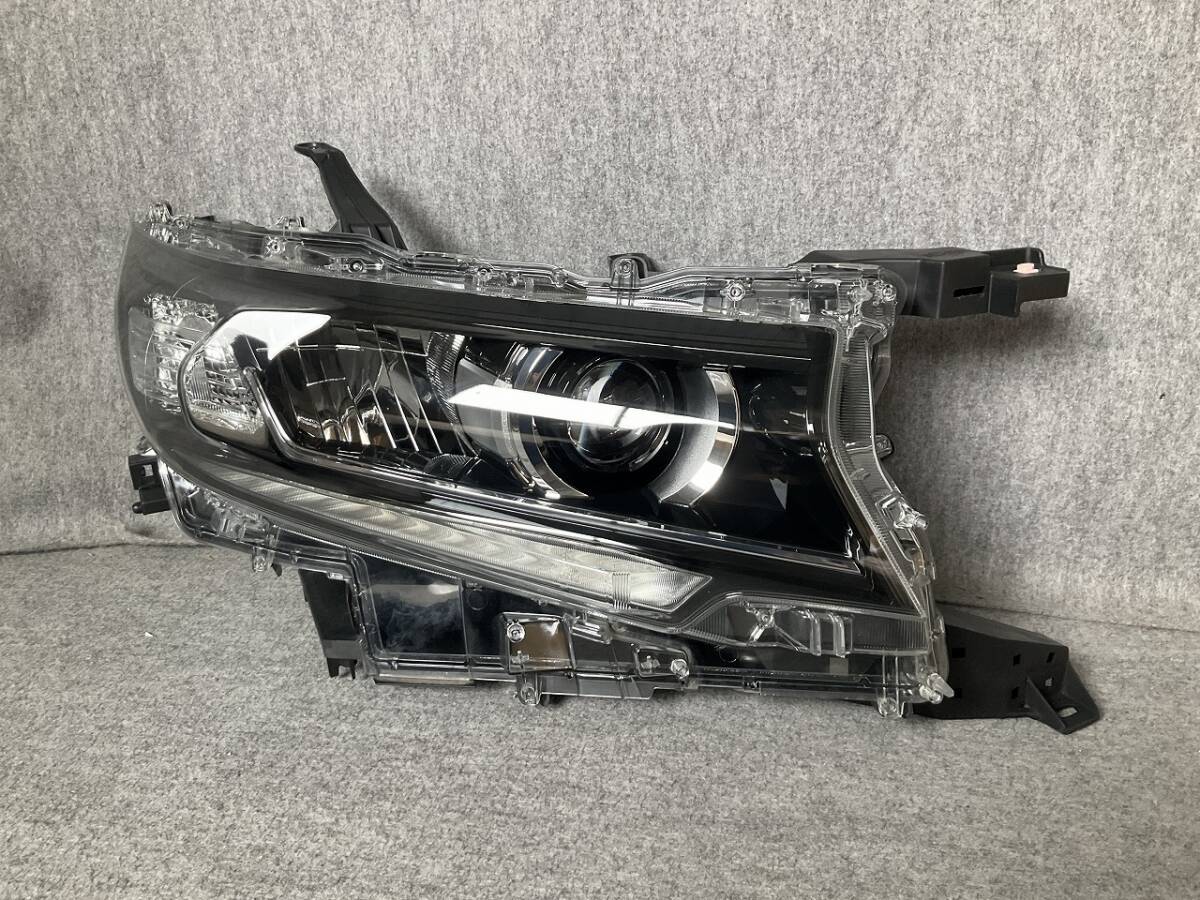 5452 ランドクルーザープラド TRJ150/GDJ150 ヘッドライト LED 後期 右 ☆拍卖