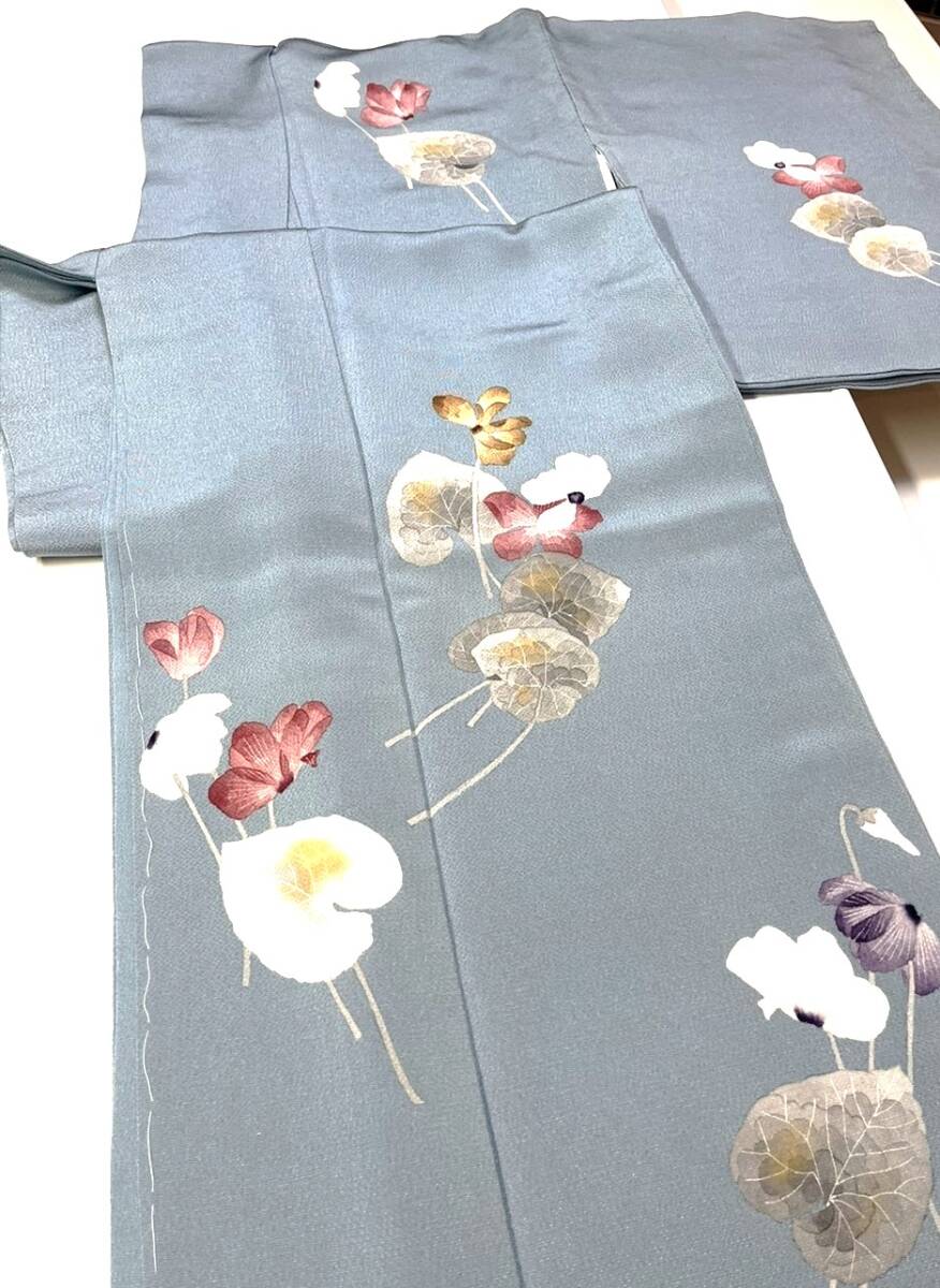 花とら●リサイクル着物 付け下げ 灰水色 一つ紋付き 花 ちりめん 250920拍卖