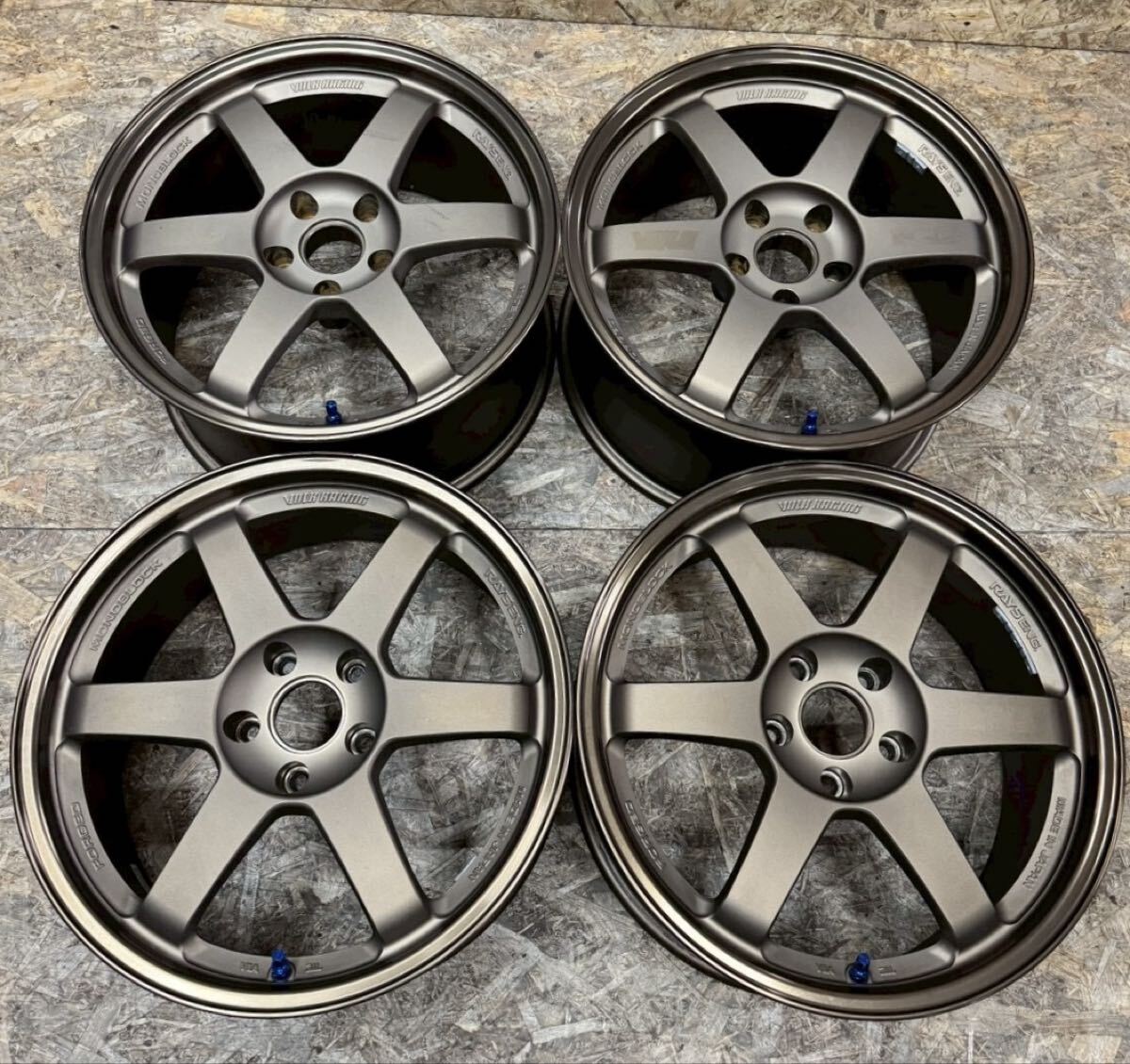【希少!】RAYS ボルクレーシング TE37 18インチ 8.5J+30 9.5J+35 PCD114.3 5穴 5H 軽量 鍛造 絶版 シルビア スカイライン Z33 Z34 拍卖