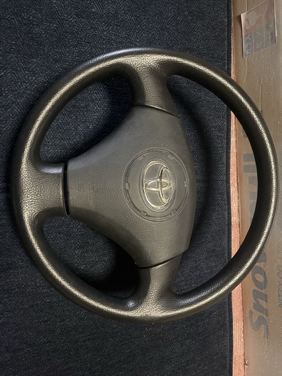 TOYOTA bb ncp30 後期 純正ステアリング エアバッグインフレーターは取り外しての発送になります。拍卖