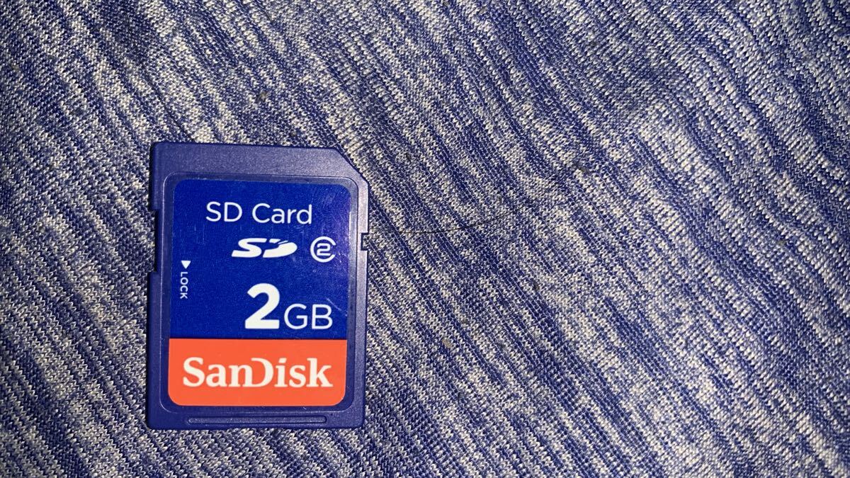 SanDisk SDカード 2GB ジャンク拍卖