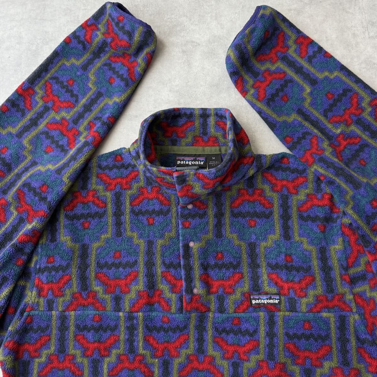 90s Patagonia パタゴニア ライトウェイト シンチラ スナップT M 雪なし フリース USA製 テウェルチェ 総柄 プルオーバー ジャケット 拍卖