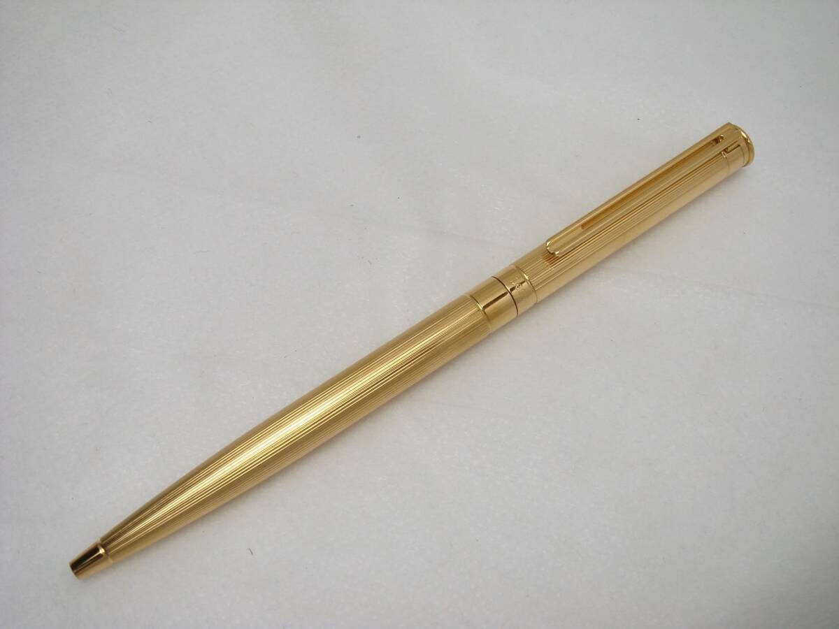 モンブラン ノブレス 金色のボールペン わりときれいですが刻印あり拍卖