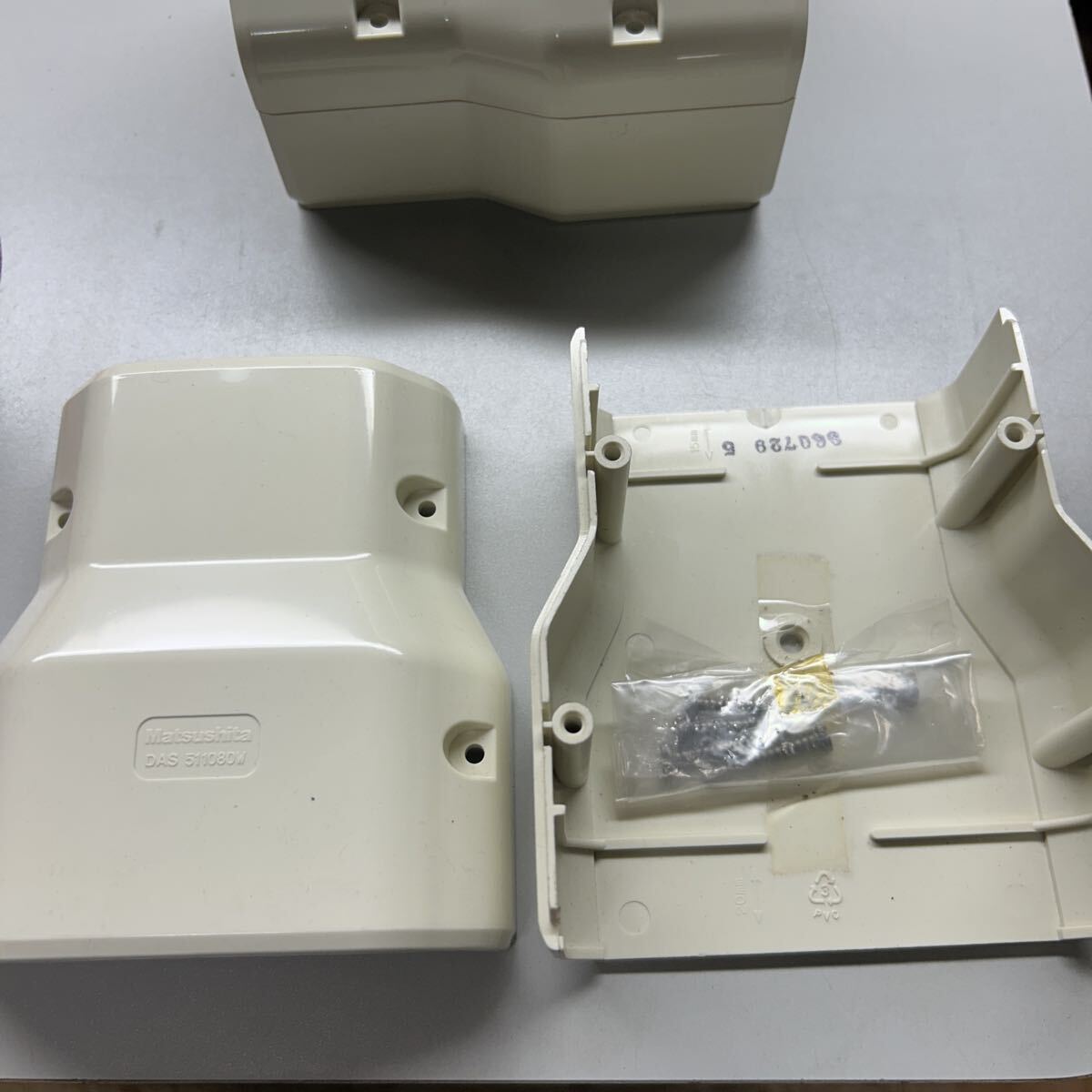松下 化粧ダクト 異形ジョイント DAS511080W 未使用 多少の汚れ有り 2個セット拍卖