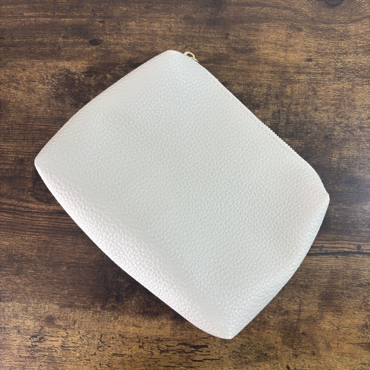 ポーチ ホワイト 白 小物入れ PUレザー レザー風素材 本革風 拍卖