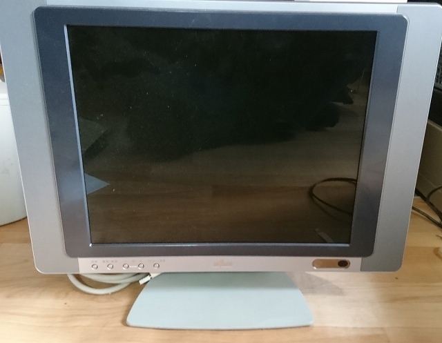 【家電】 富士通 FUJITSU 液晶ディスプレイ 17型 17インチ デジタル液晶 CP193351-01拍卖