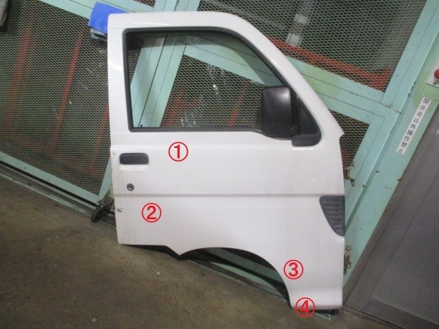 ハイゼット S100V フロントドア 右側 (カラーNo:W09)拍卖