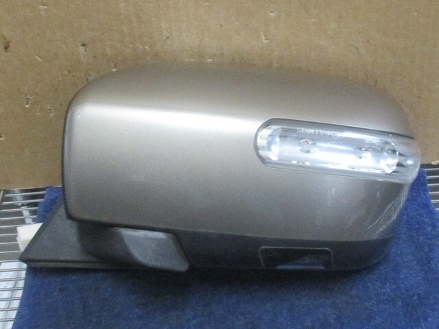 MPV LY3P サイドミラー ドアミラー 左側 (カラーNo:34E)拍卖