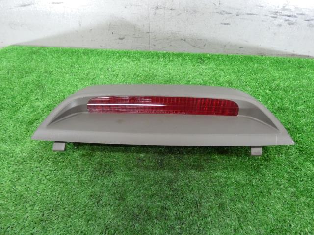 クラウンマジェスタ TA-UZS171 ハイマウントランプ 1UZ-FE 6R5 22-264 81570-30160-E0 251420拍卖