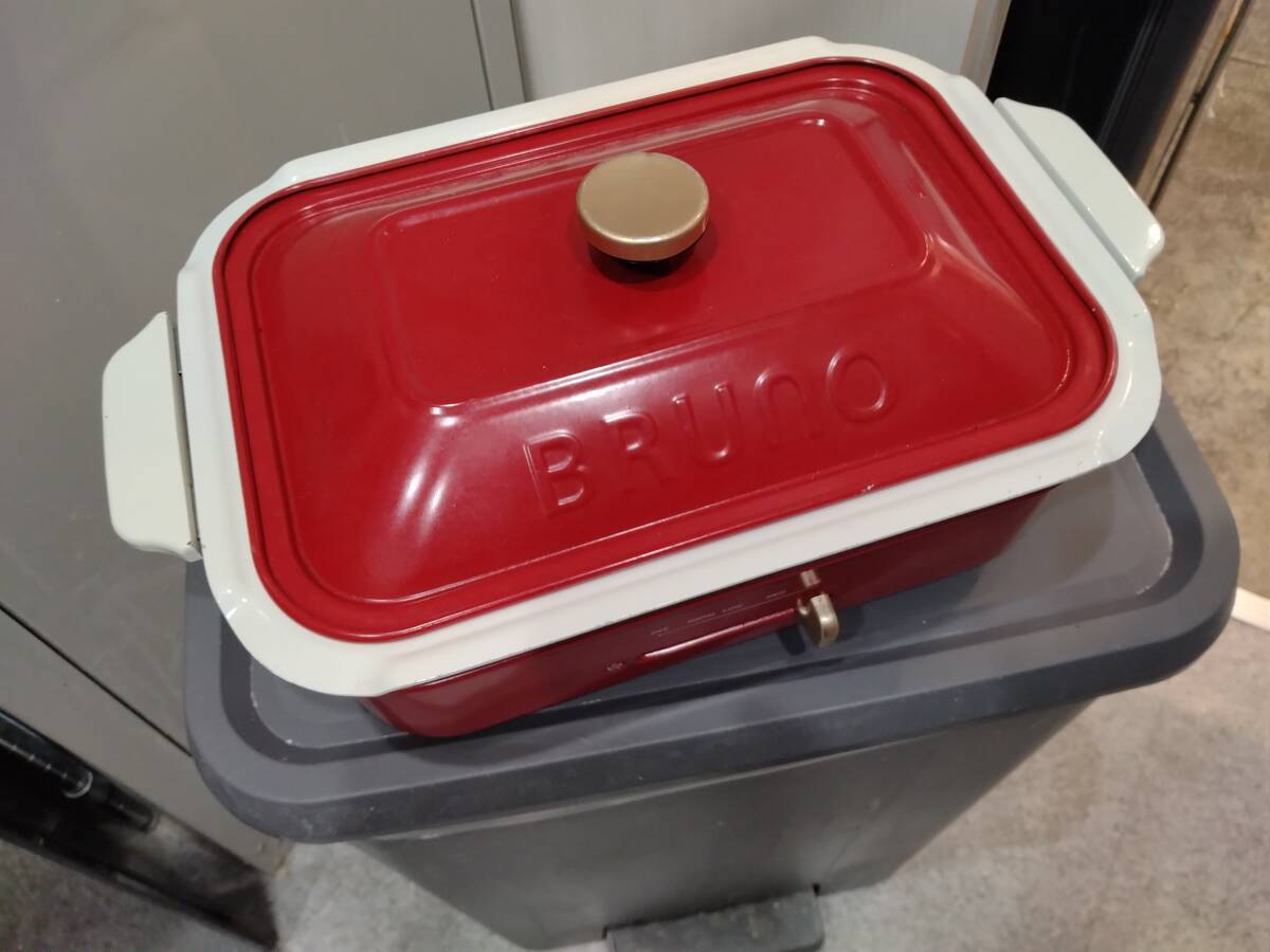 BRUNOホットプレート レッド+セラミックコート鍋拍卖