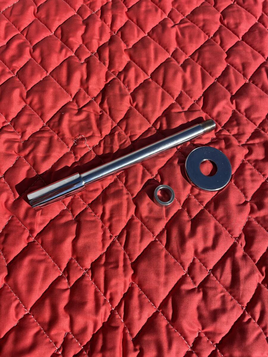 カワサキ 500ss H1 KA フロントホイールのシャフト拍卖