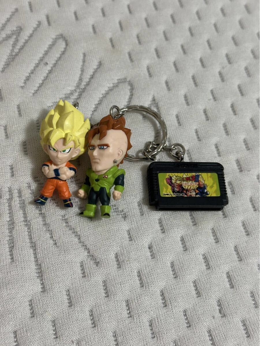 ドラゴンボール カセット型 フィギュア 付き トリプルキーホルダー 拍卖