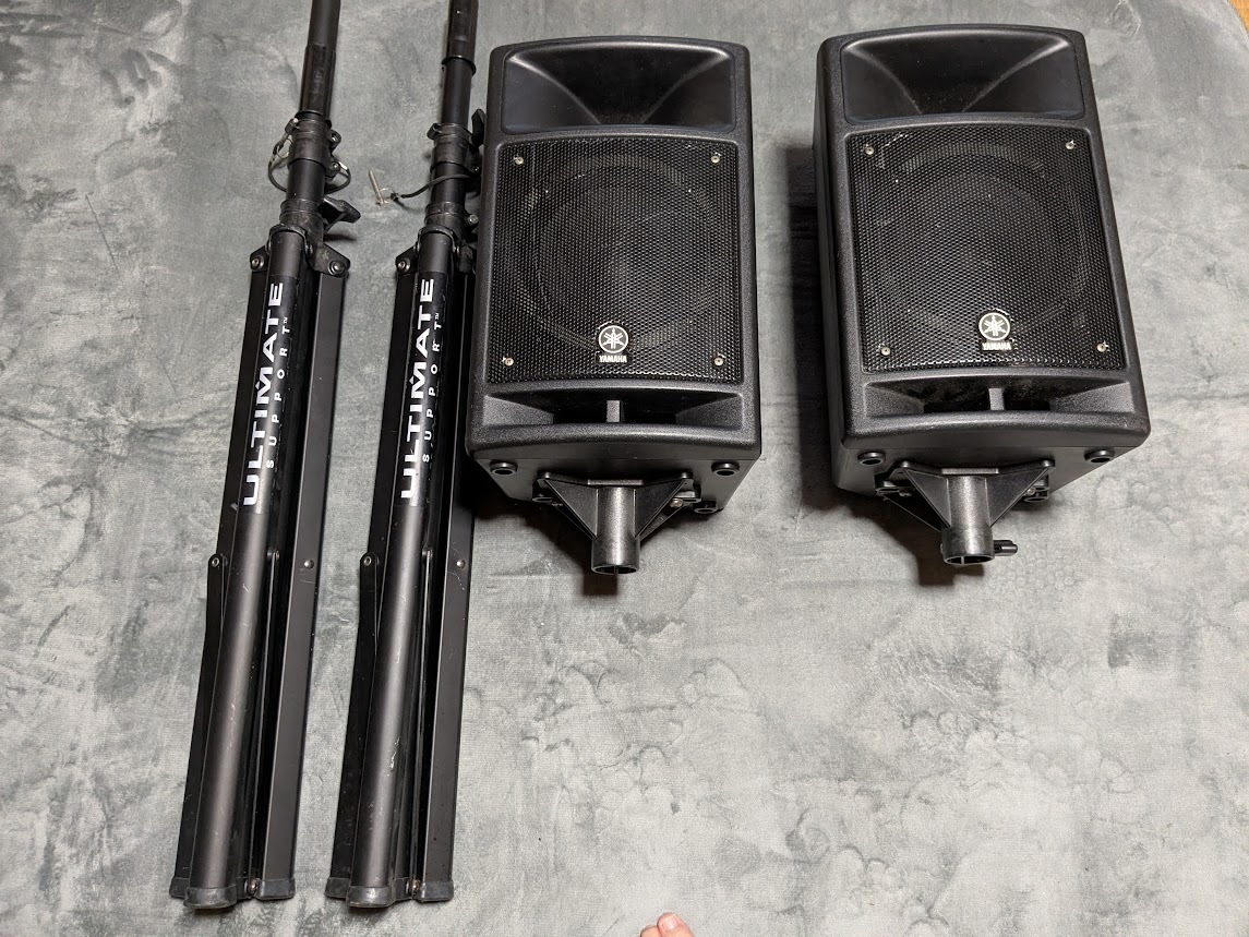 YAMAHA ヤマハ STAGEPAS 300 ポータブルPAシステム スピーカーペア 中古 スタンド付き拍卖