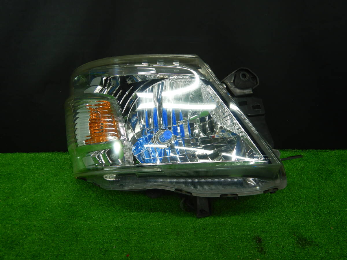 17B】NV350キャラバン KS2E26 右ヘッドライト 26010-3XA0C H021 ハロゲン VR2E26 VW6E26 CW8E26 CS4E26【送料記載】【509085】拍卖