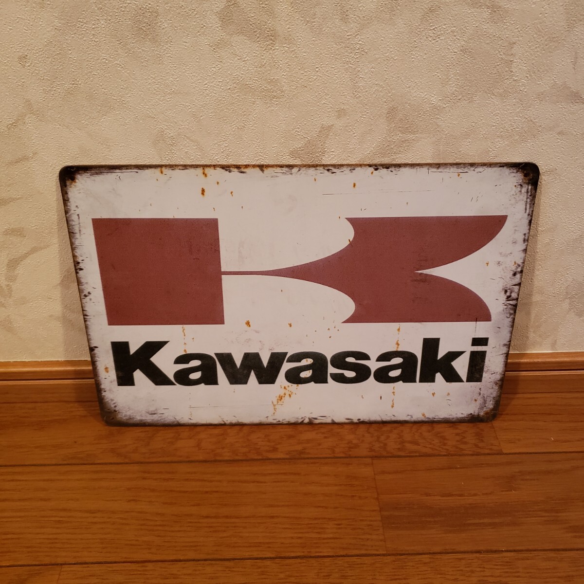 ブリキ看板 KAWASAKI カワサキ ガレージ メタルプレート 世田谷ベース メタルサインプレート レトロ 約20×30cm拍卖
