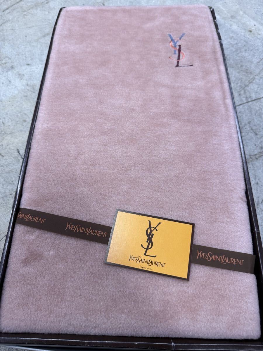 75★YSL イブサンローラン ボアシーツ 新品未使用拍卖