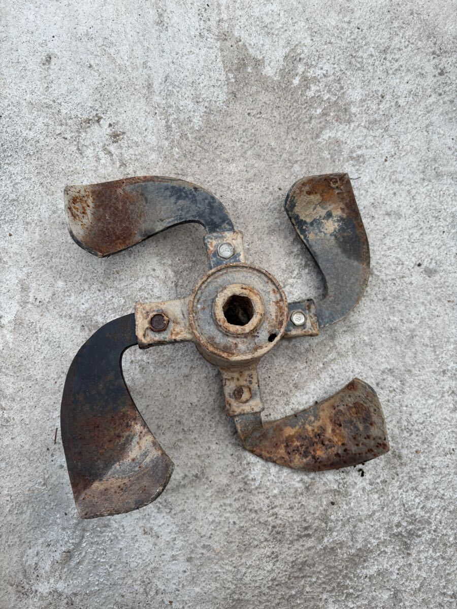 耕運機 耕うん機 管理機 畝立て管理機 部品 パーツ 爪 ロータリー爪 耕うん爪 1個 拍卖