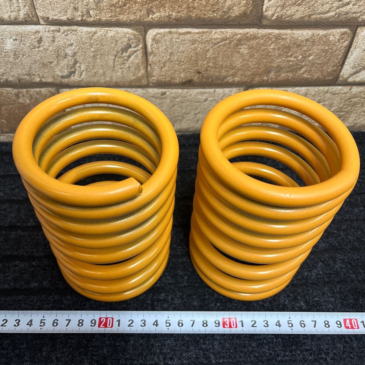 内径80Φ全長158mm 線径11mm 5kのサス2本セット、サスセットちょっと硬めのスプリングID80 ワゴンR ムーブ コペン アルトにも拍卖