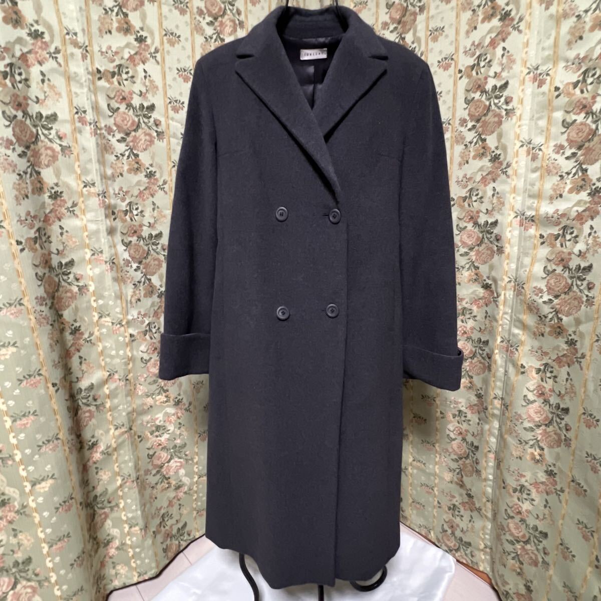 【上質素材】アンゴラ70% ウール30% ロングコート ダブルブレスト 濃いグレー エレガント 高級感 レディース 冬コーデ 通勤 通学 拍卖