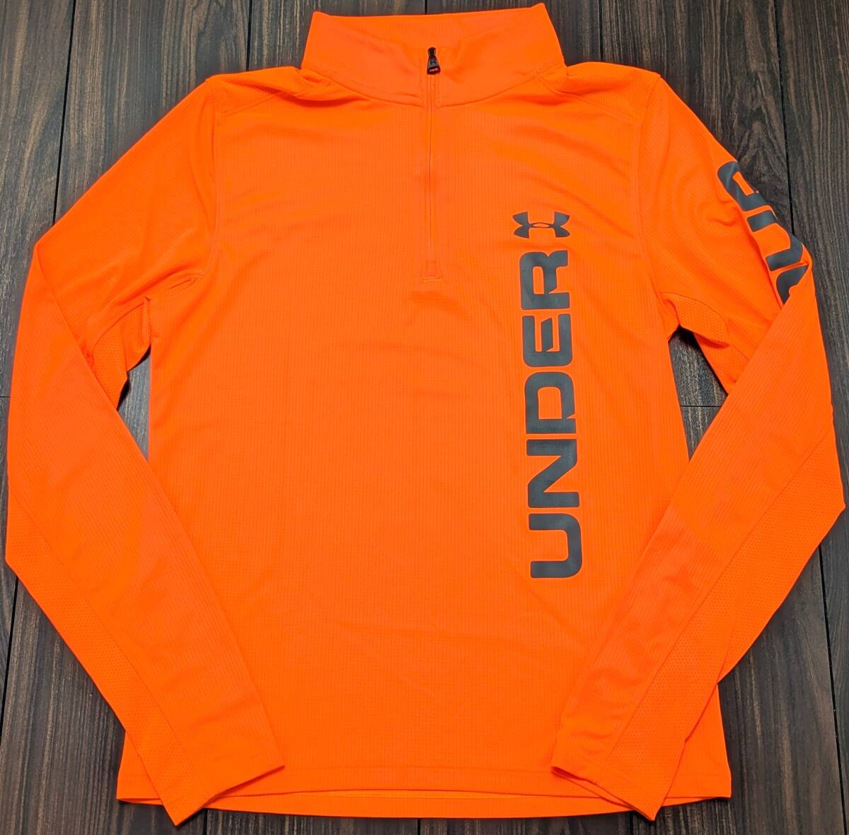 ★【美品】アンダーアーマー ハーフジップ ウェア(サイズ:MD、ヒートギア)拍卖