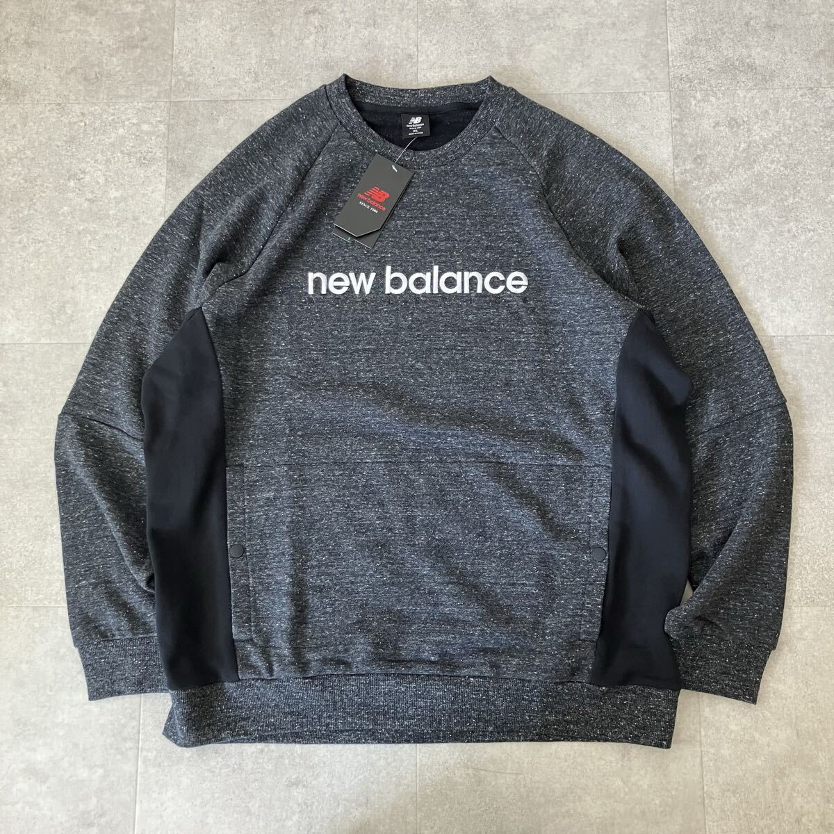 ●【新品】size2XL New Balance ニューバランス スウェットトレーナー/ロゴデザイン/クルーネック/メンズ/スポーツ/トレーニング拍卖