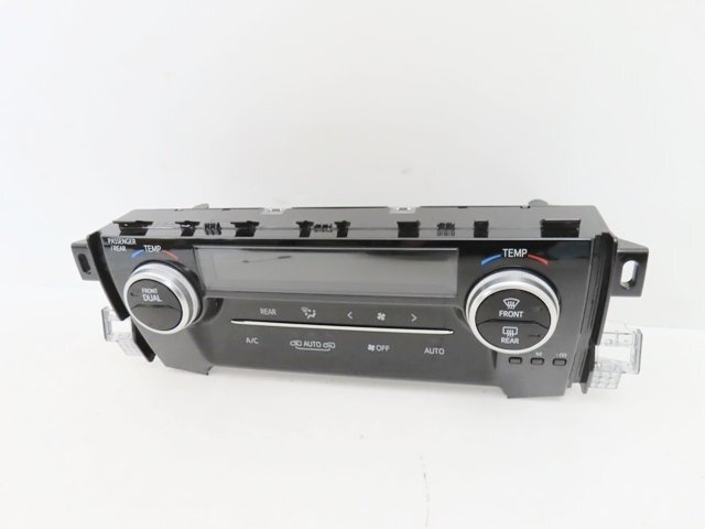 【良品】 トヨタ アルファード ヴェルファイア 30 後期 純正 エアコンパネル 55900-58360 (n011557)拍卖