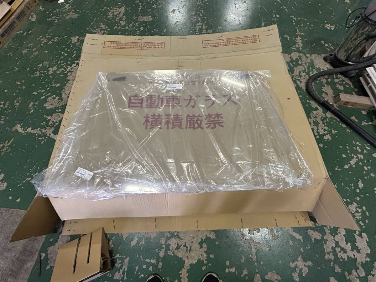 ロータス エスプリ用フロントガラス 87-92拍卖