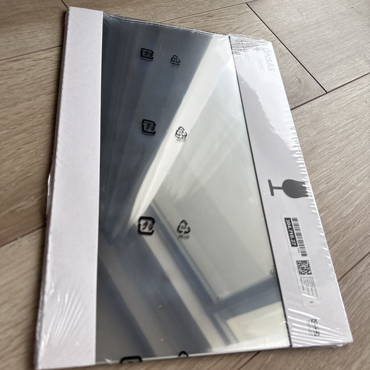 IKEAロンスオース貼り付けタイプミラー21x30cm拍卖