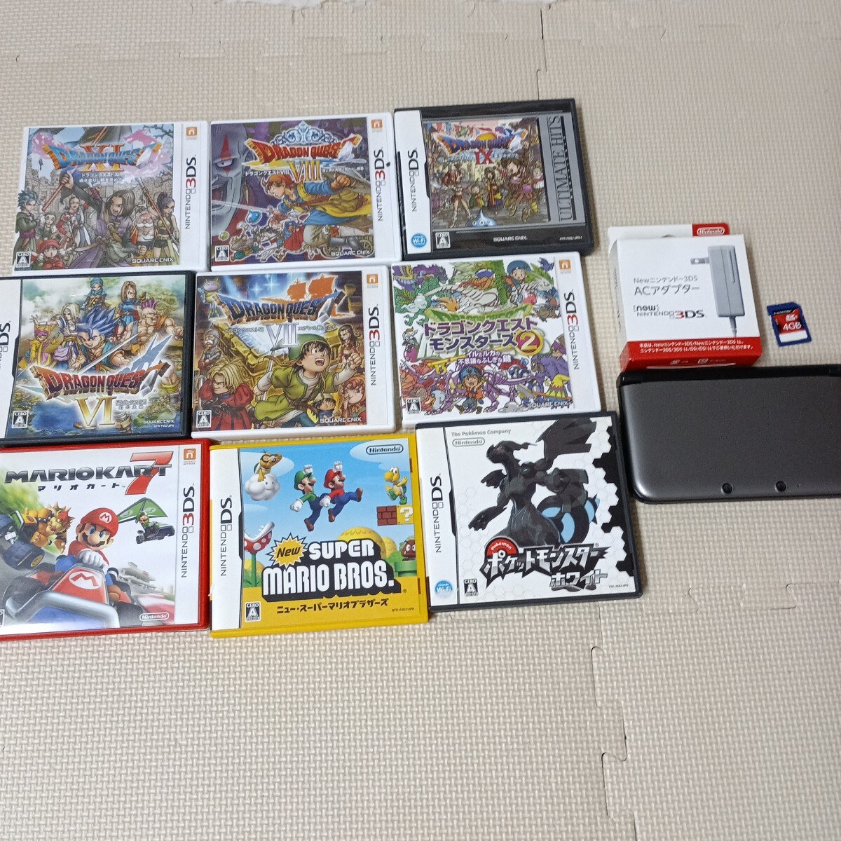 ▲Nintendo 3DS LL シルバー×ブラック アダプター付き ソフト9本セット SDカード4GBあり 任天堂 ニンテンドー拍卖