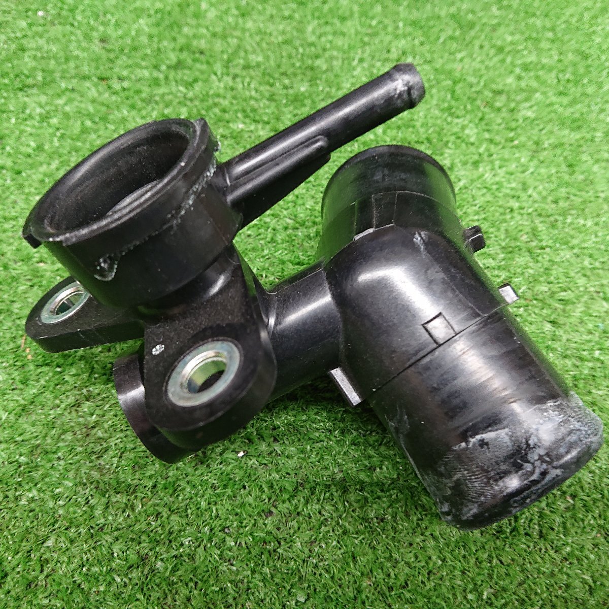 ★中古品★86 ZN6 純正 エンジン クーラント ハウジング  PA66-GF25【他商品と同梱歓迎】拍卖