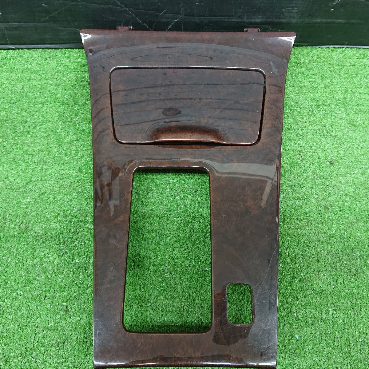 ★ジャンク品★トヨタ 純正 15 クラウン センターパネル シフトパネル 内装 茶木目 58804-30200【他商品と同梱歓迎】拍卖