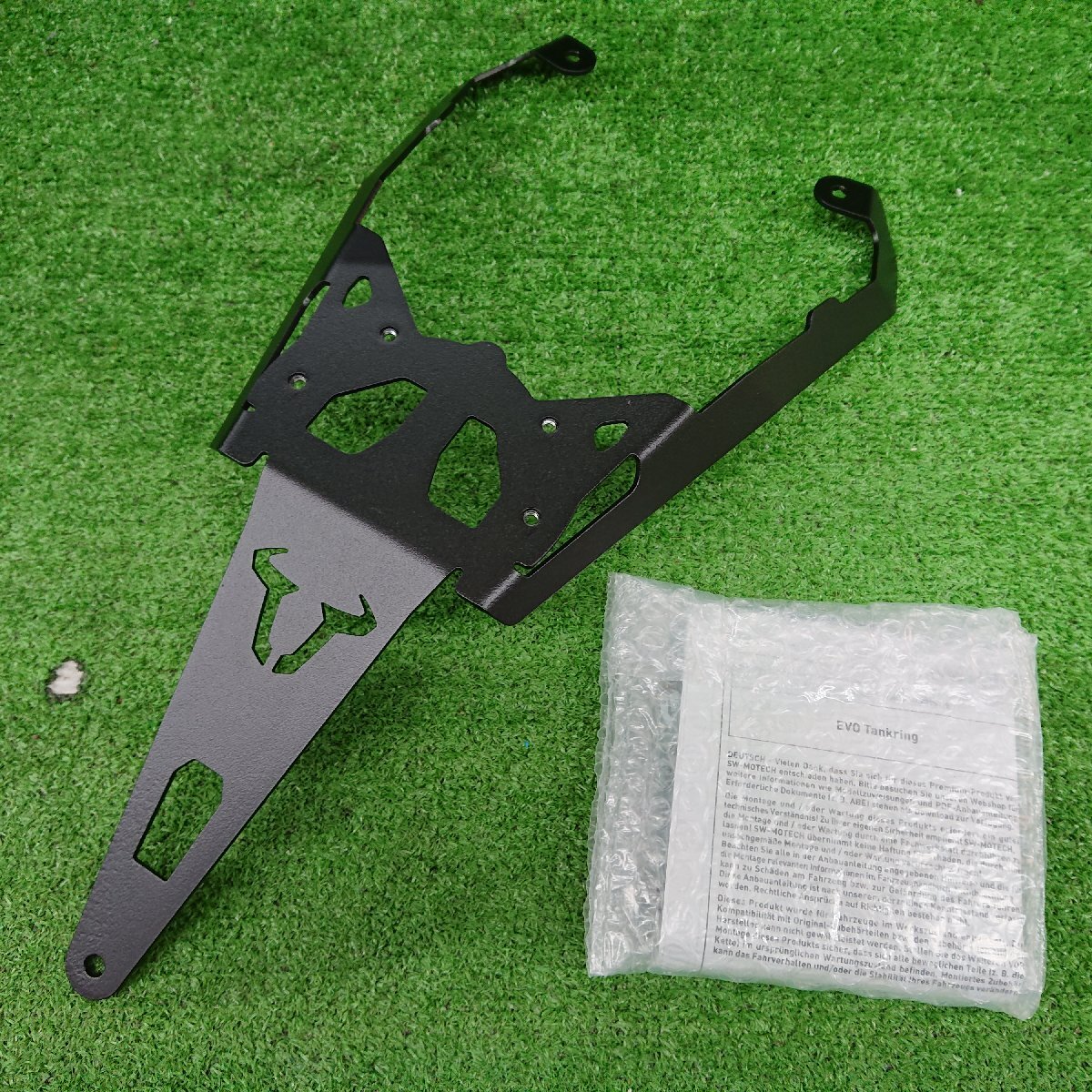 ★美品★SW-MOTECH EVO タンク アダプターキット ブラック MT-07【他商品と同梱歓迎】拍卖