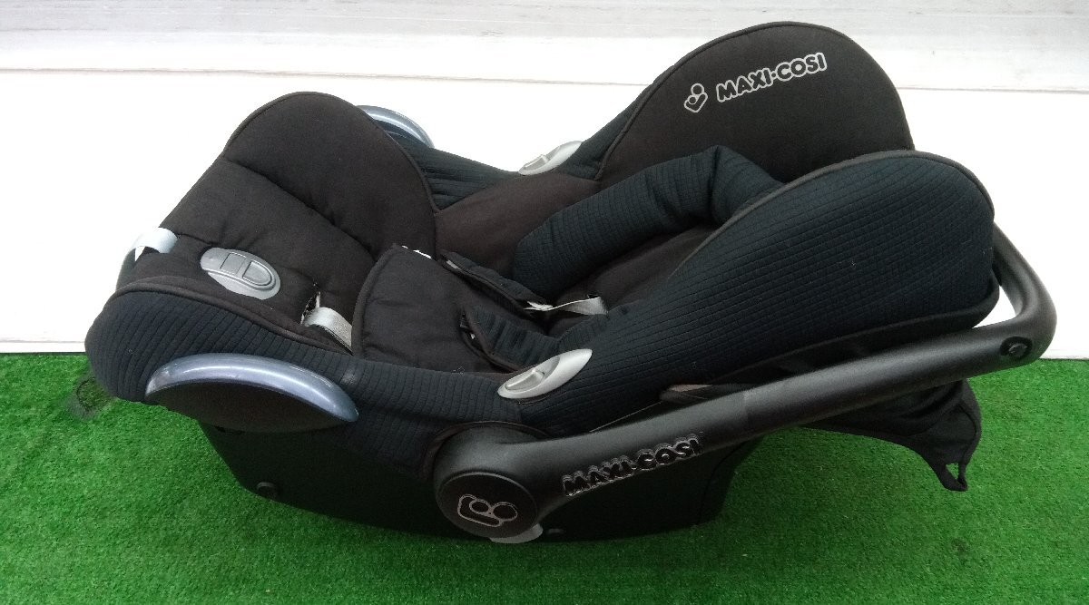 ★中古品★使用感多い MAXI COSI マキシコシ チャイルドシート カブリオフィックス パーツ付属【他商品と同梱歓迎】拍卖
