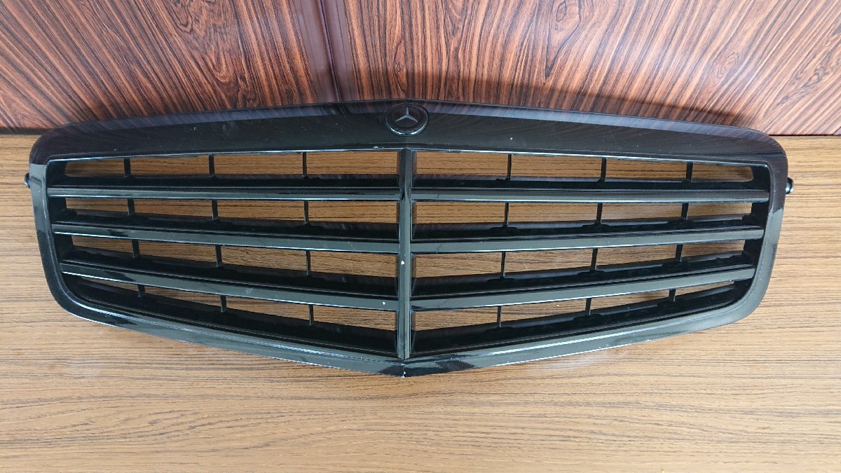 ★ジャンク品★ベンツ Eクラス W212 純正 グリル フロントグリル 黒/塗装?? A2128800583【他商品と同梱歓迎】拍卖