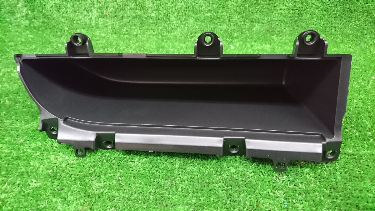 ★中古品★ダイハツ純正部品 タントカスタム L600S 小物入れ ポケット 55452-B2030【他商品と同梱歓迎】拍卖