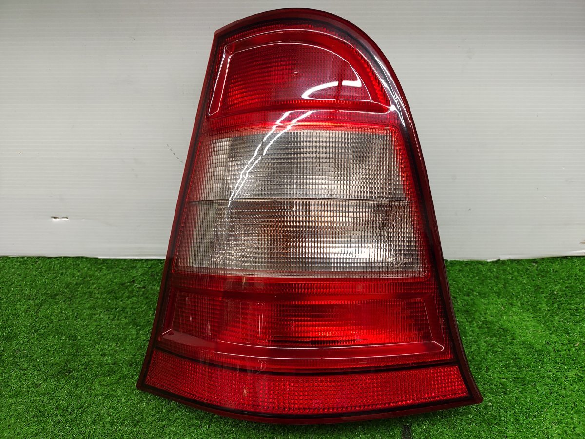 ★中古品★メルセデス・ベンツ Aクラス W168 A160 純正 左テールランプ A1688200564【他商品と同梱歓迎拍卖