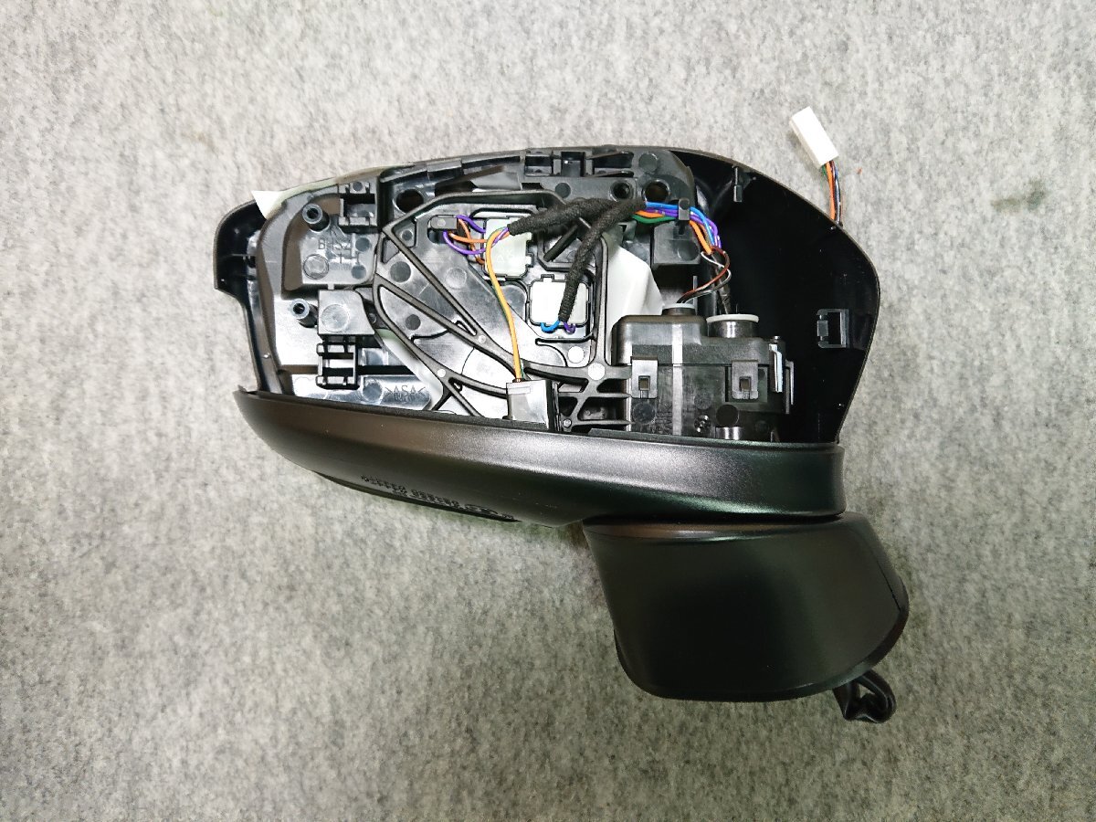 ★中古品★ドアミラー / デミオ LDA-DJ5FS D09L-69-121 右 サイドミラー【他商品と同梱歓迎】拍卖