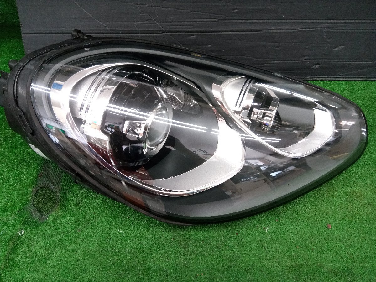 ★中古品★PORSCHE ポルシェ カイエン 958 後期 純正 右 ヘッドライト HID 7P5.941.752.F 193 089-04 【他商品と同梱歓迎】拍卖