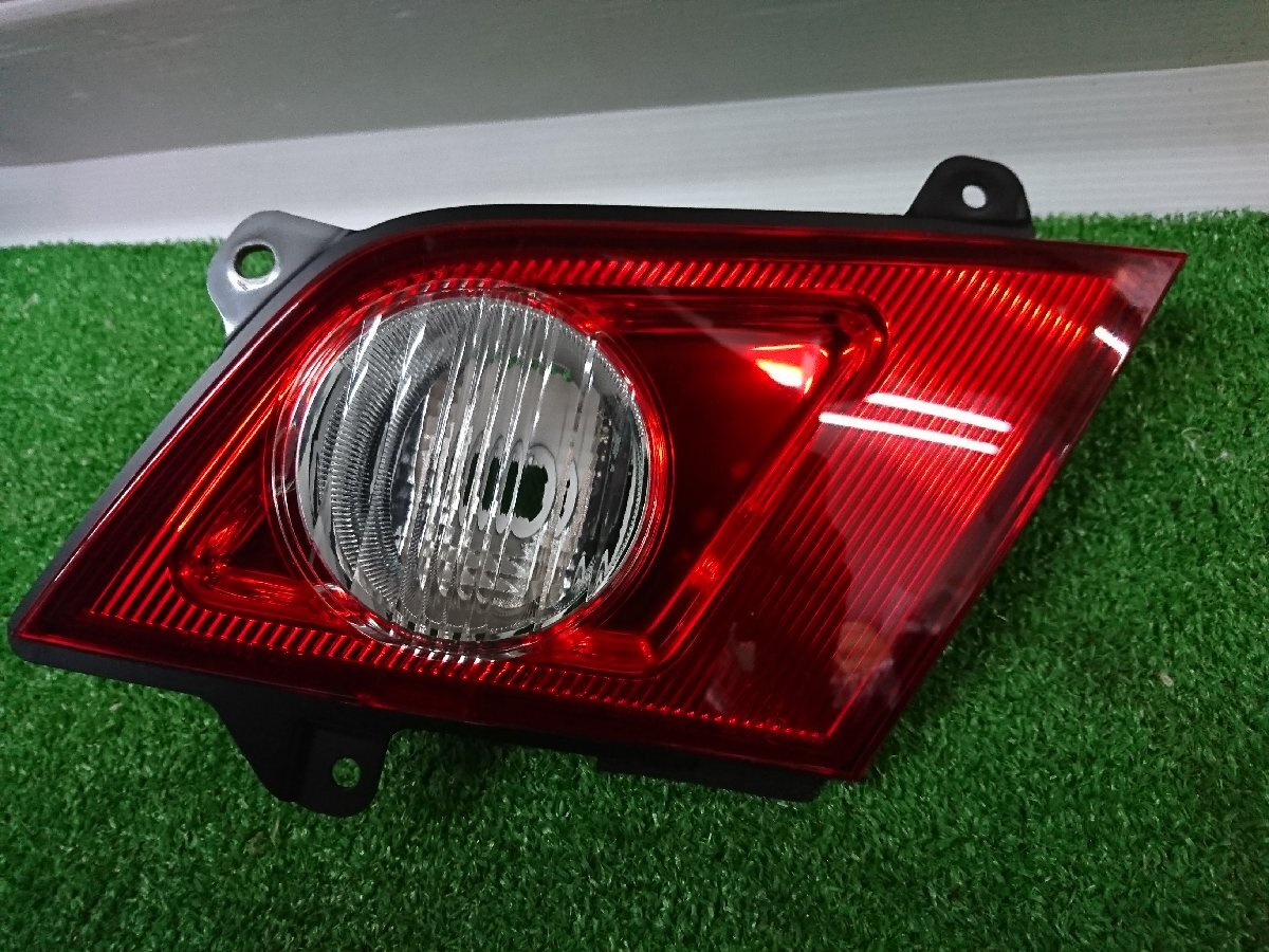 ★新車外し品★NISSAN 日産 Y50 フーガ 純正 テールランプ レンズ 右 助手席側 1個 KOITO 132-63786【他商品と同梱歓迎】拍卖