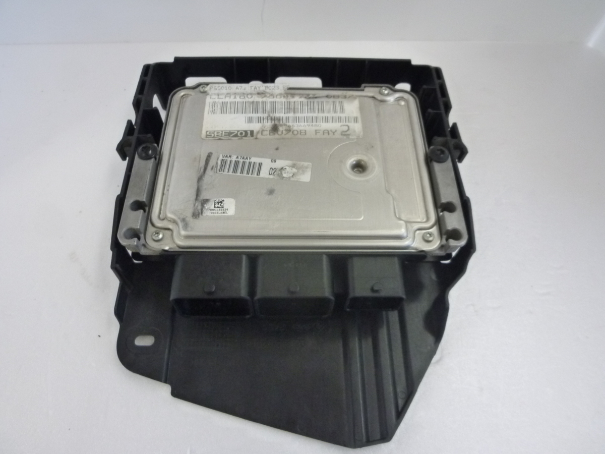 ★ジャンク品★ プジョー 207 A75F01 純正 エンジンコンピュータ ECU 【他商品と同梱歓迎】拍卖