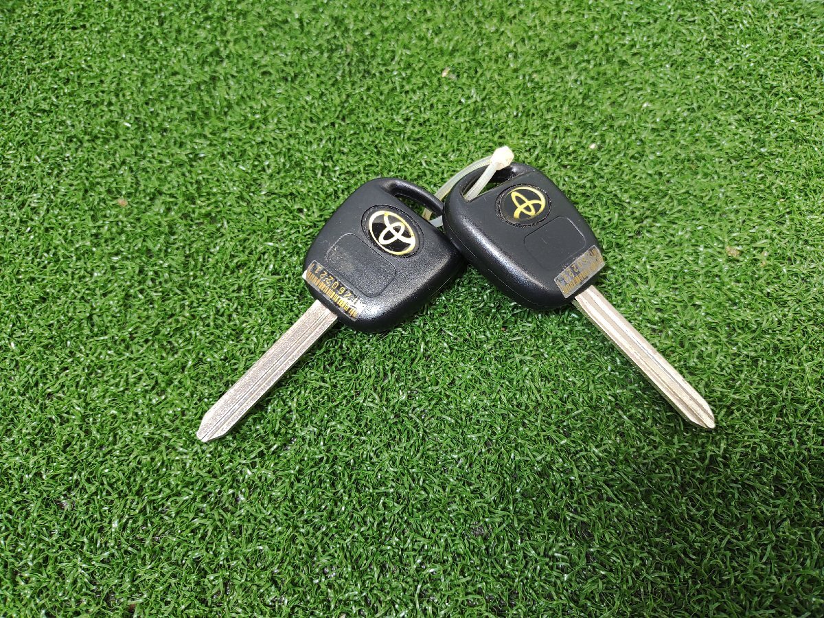 ★ジャンク品★スペアキー / トヨタ純正 3ボタン ブランクキー マスターキー 2個セット【他商品と同梱歓迎】拍卖