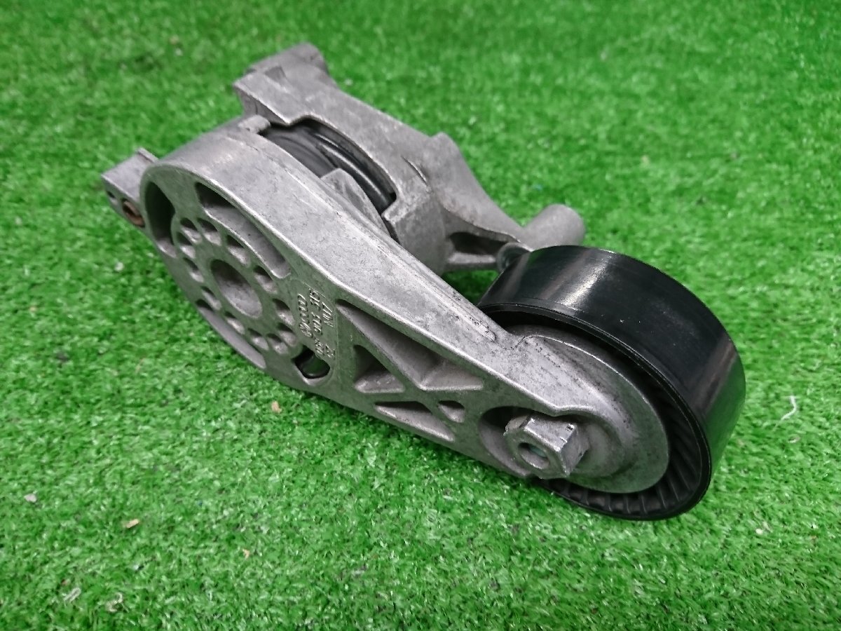 ★中古品★ AUDI アウディ A1 A3 純正品 ベルトテンショナー 06F-903-315【他商品と同梱歓迎】拍卖