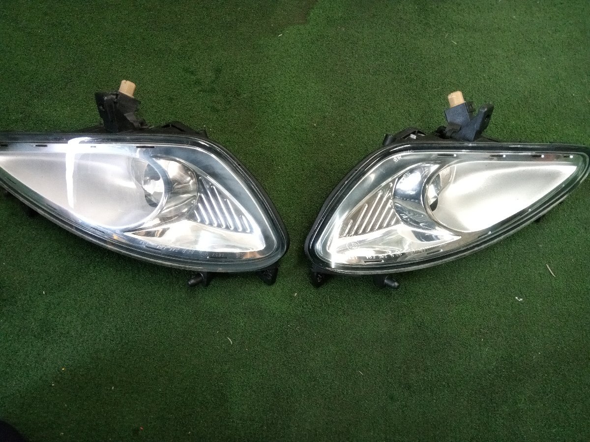 ★中古品★Mercedes Benz ベンツ Sクラス 純正 フォグランプ 左右セット A2218201356 A2218201456 W221 【他商品と同梱歓迎】拍卖