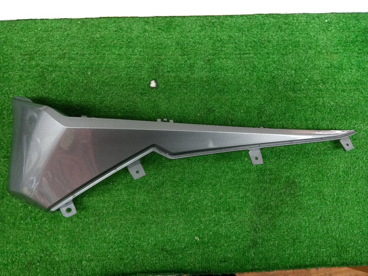 ★中古品★HONDA ホンダ フォルツァ250 純正 アンダーカウル 左 サイドカウル ロアカウル【他商品と同梱歓迎】拍卖