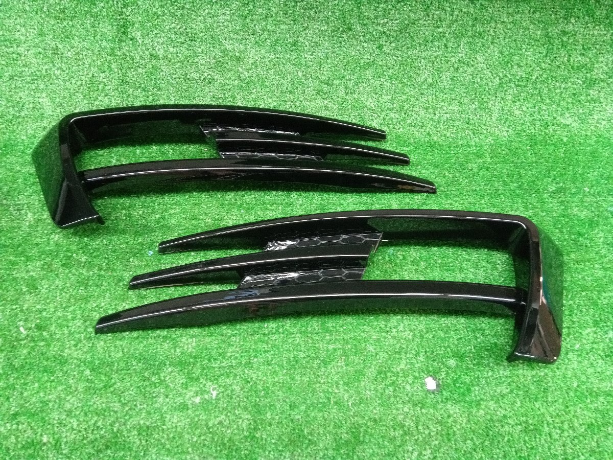 ★中古品★ VW フォルクスワーゲン Golf7 ゴルフ7 社外品 フォグカバー左右セット ブラック【他商品と同梱歓迎】拍卖