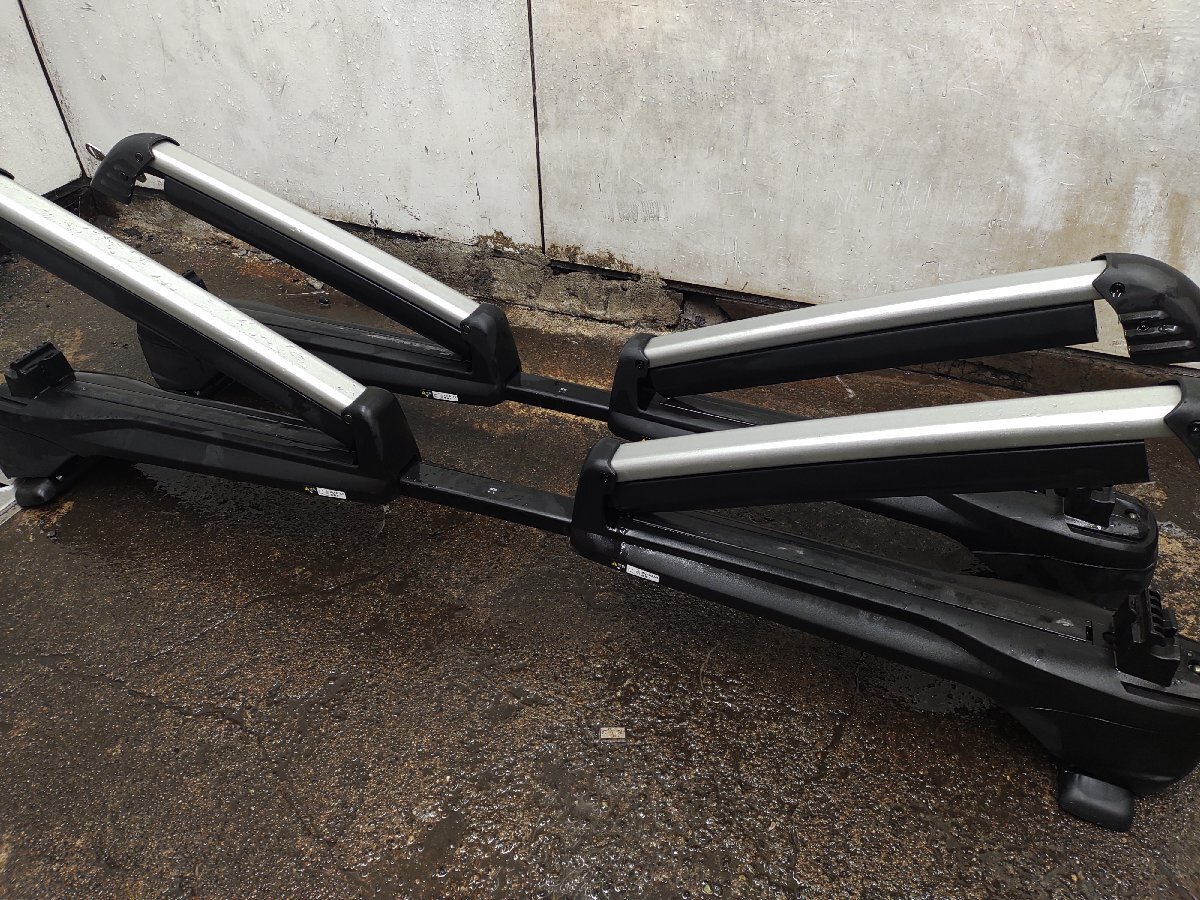 ★中古品★INNO スノーボード キャリア 鍵付 イノー UK721 ルーフ RVデュアル プリウスbBハリアーCR-VスイフトFit 【他商品と同梱歓迎】拍卖